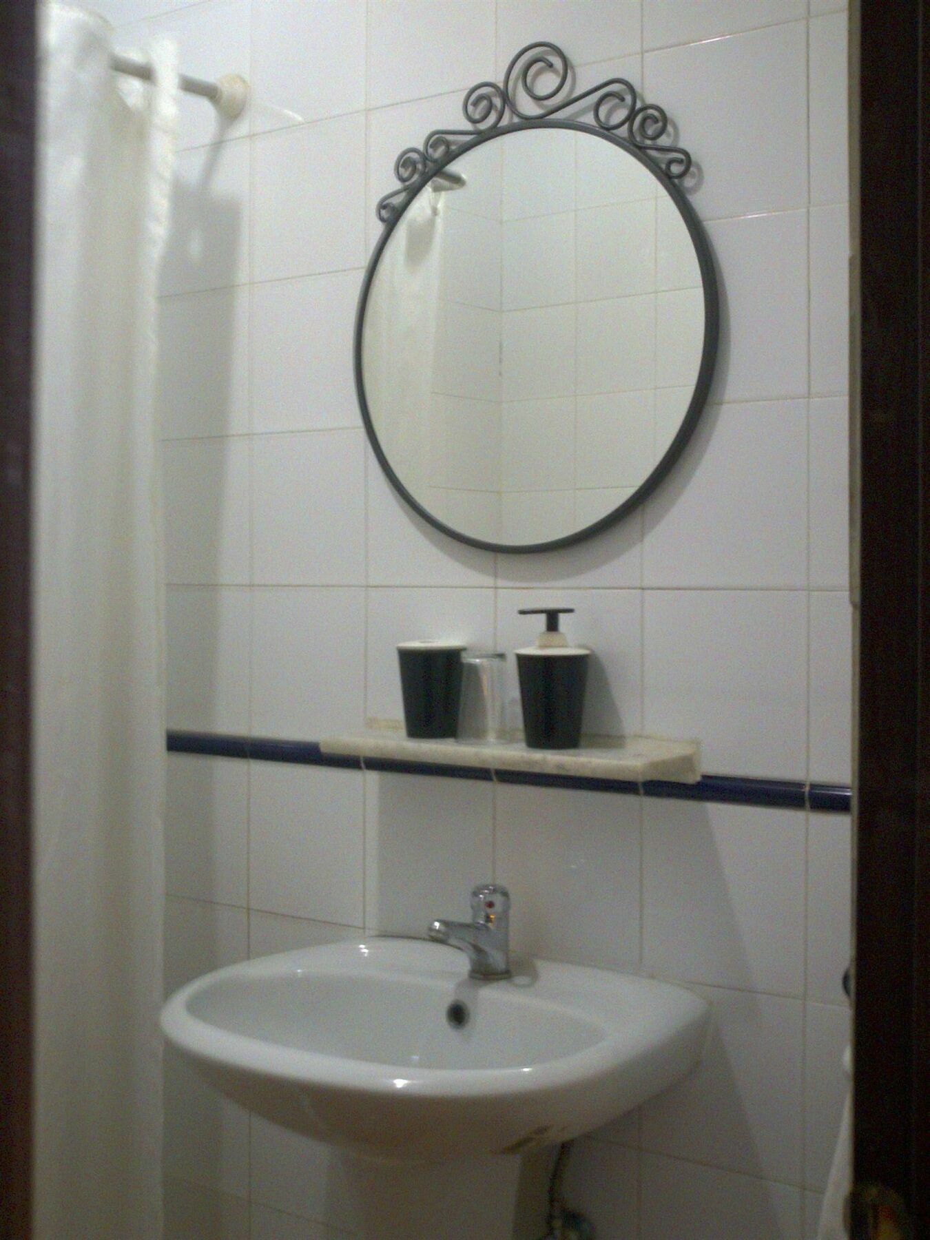 Pension Lisdos Sevilla Bagian luar foto