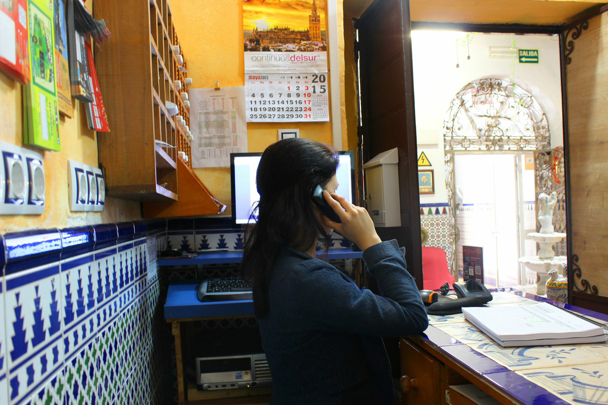 Pension Lisdos Sevilla Bagian luar foto
