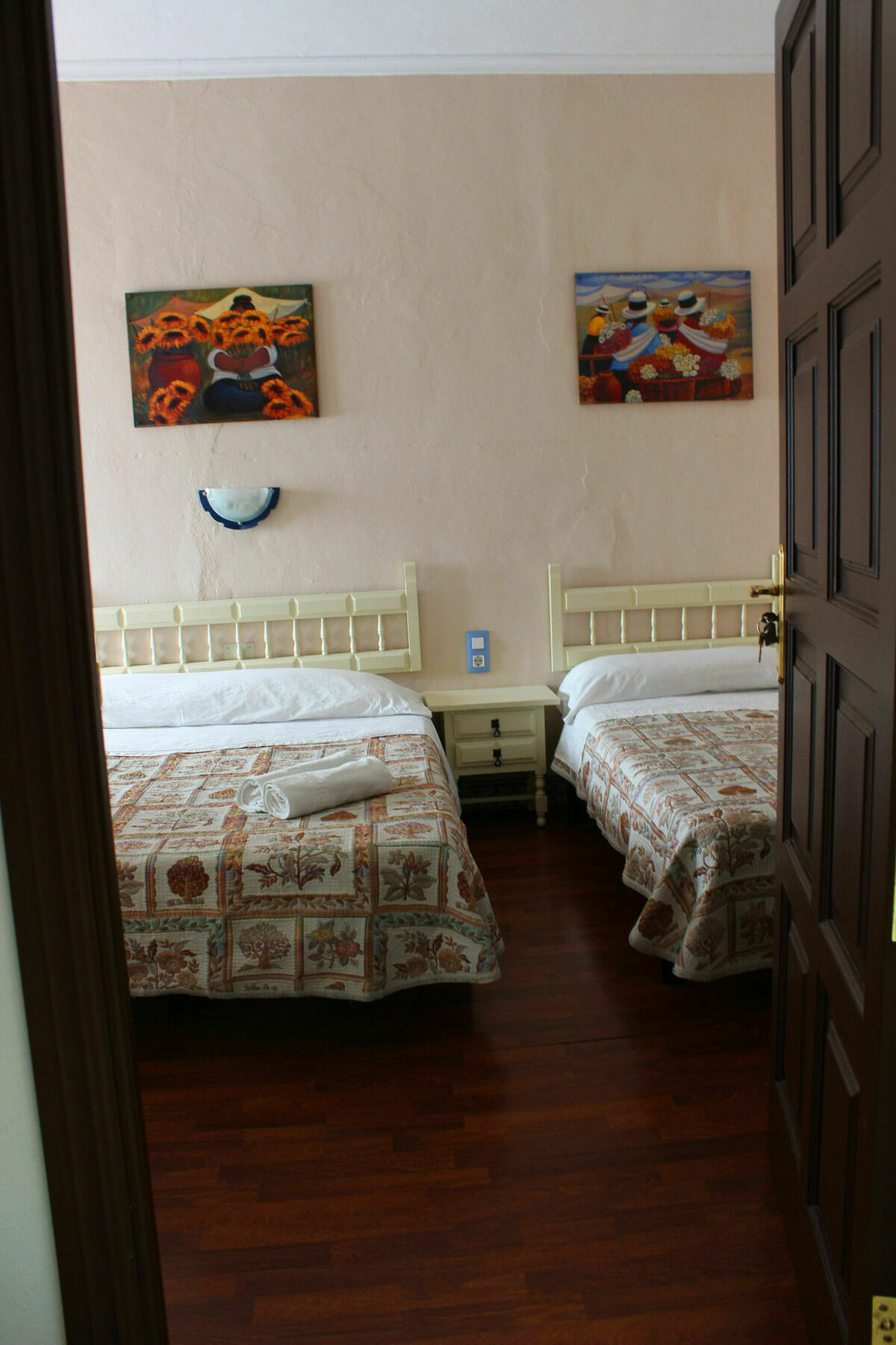 Pension Lisdos Sevilla Bagian luar foto